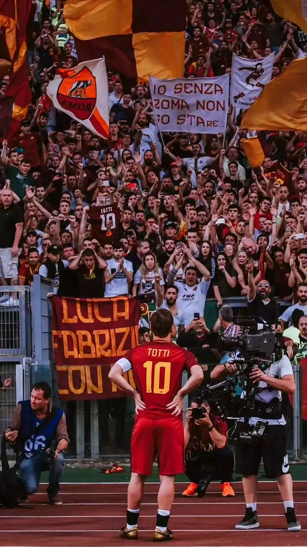 罗马新援助攻得手,球队逆转战胜对手 罗马新援助攻得手,球队逆转战胜对手