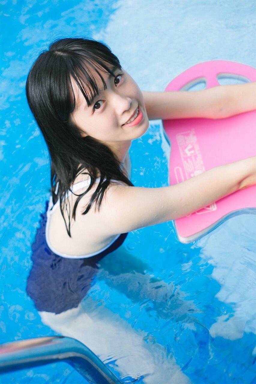 关于柔美身姿！跳水选手纹丝不动入水的信息