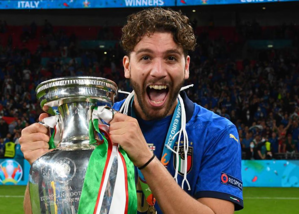 欧预赛关键比拼：冠军唾手可得的简单介绍