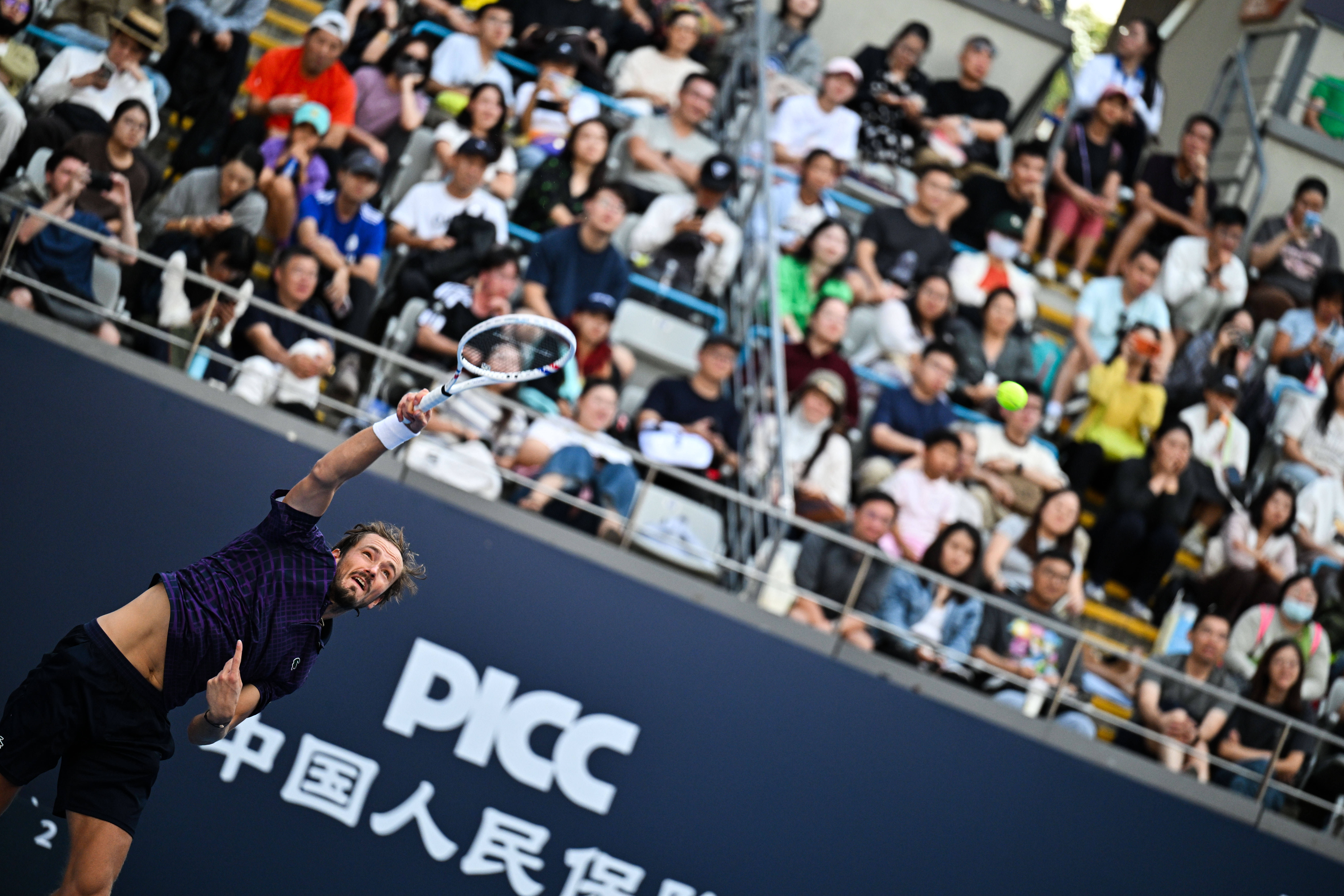 包含欧洲网球队鏖战世界网球队,梅德韦杰夫打破历史纪录的词条 包含欧洲网球队鏖战世界网球队,梅德韦杰夫打破历史纪录的词条