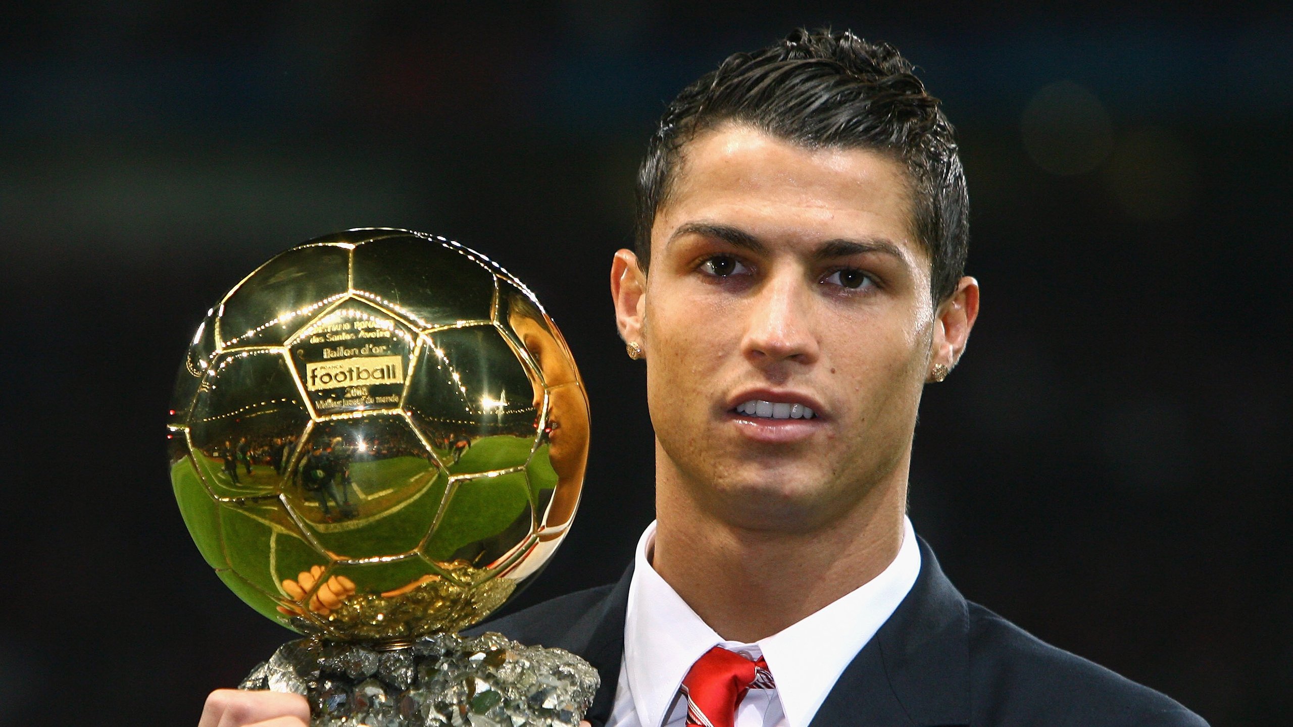 赛道脉搏,霍勒迪如何以节奏大师之姿点燃F1街道赛之夜