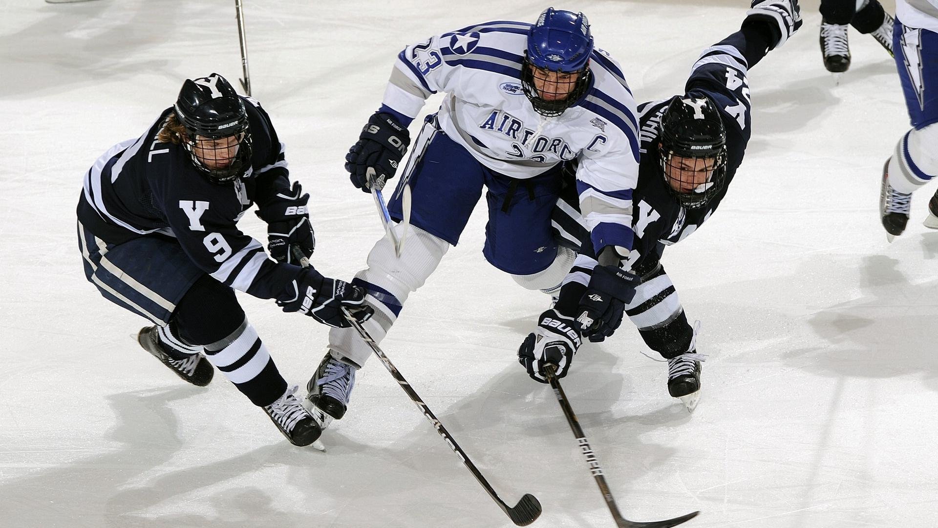 德里赫特的关键一役，从马里到喀麦隆，唯一性如何铸就足球传奇